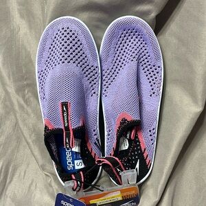 Speedo girls shoes